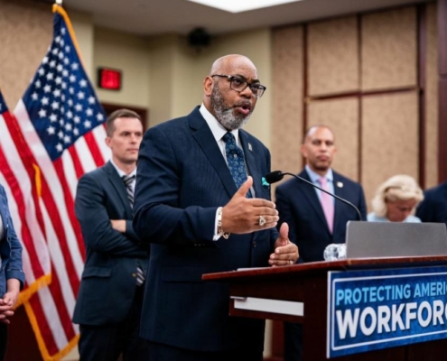 Guardian-union-defend