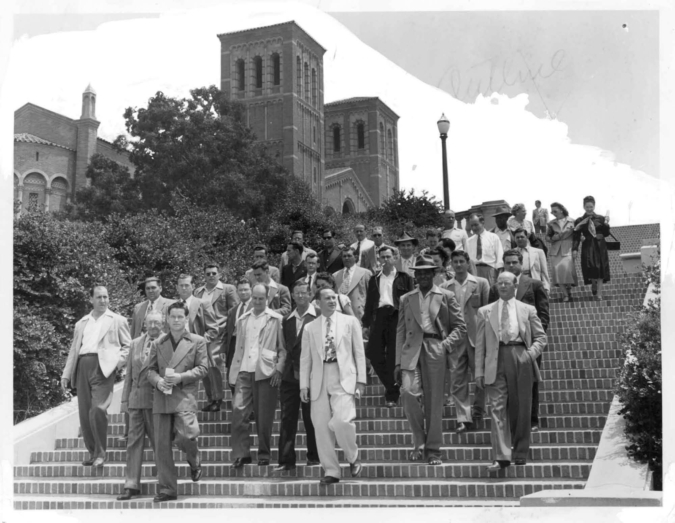 IIR faculty and students on the Janss Steps at UCLA ca. 1950 / IRLE Archives